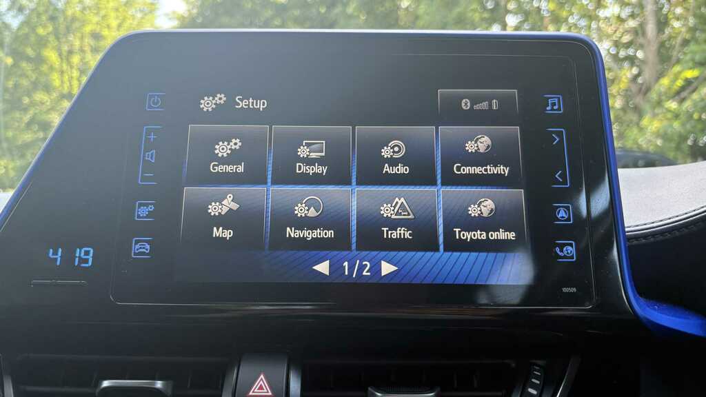 Toyota C-Hr 1.8 Vvt-h Dynamic Blue #13