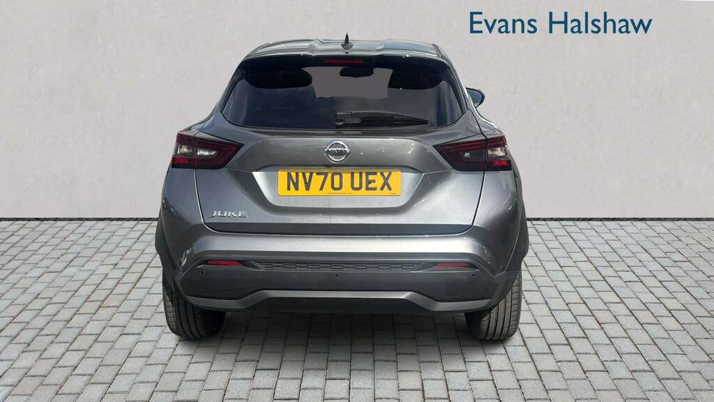 Nissan Juke 1.0 Dig-t 114 Tekna 2021 Grey #3