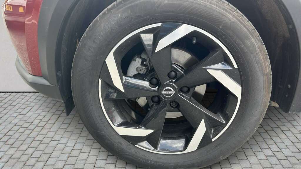 Nissan Juke 1.0 Dig-t 114 Visia Black #2