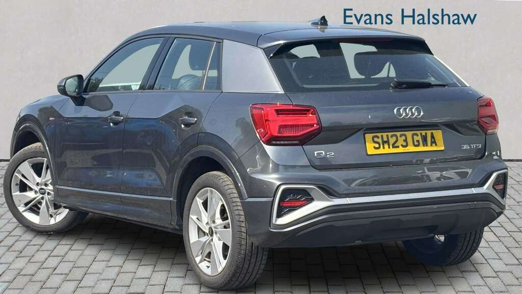 Audi Q2 35 Tfsi S Line 2023 Grey #2