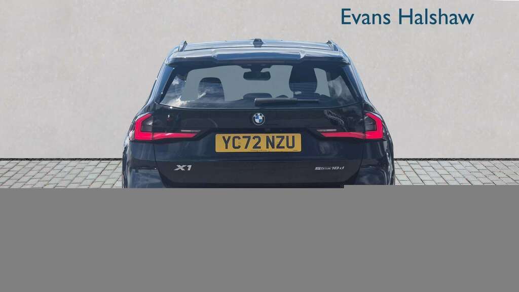 BMW X1 Sdrive 18D Sport Premier Step 2022 Black #2