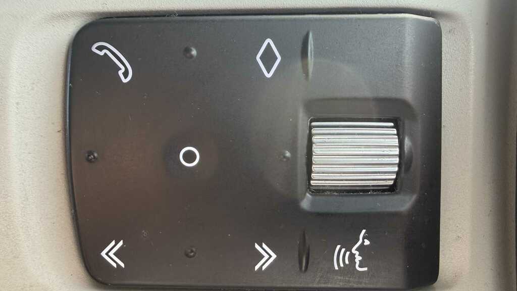 Land Rover Defender 110 Defender Xs Edition D Mhev Silver #18
