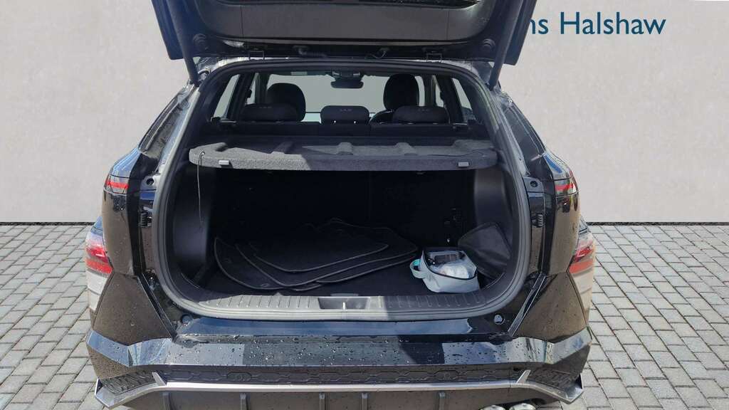 Hyundai Kona 1.6T 138 N Line 2025 Black #6