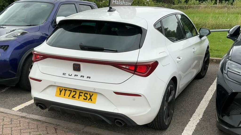 Cupra Leon 2.0 Tsi Vz1 Dsg 2022 White #2