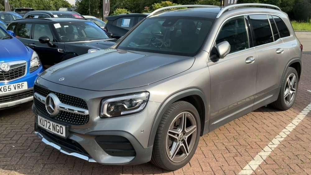 Mercedes-Benz GLB Class 220D 4Matic Amg Line Prem Plus 8G-tronic 2022 Grey #2