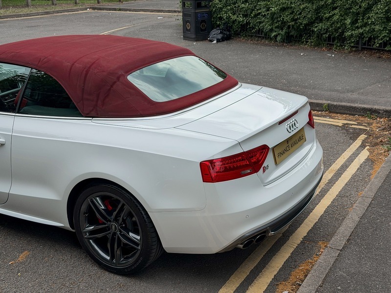 Audi S5 3.0 Tfsi V6 Cabriolet White #2