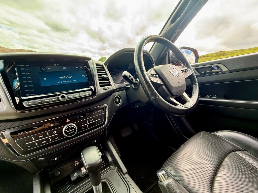 SsangYong Musso Saracen Blue #40