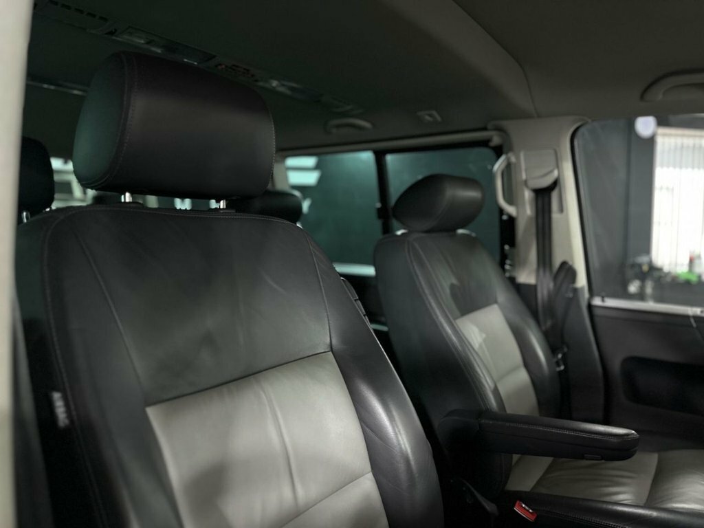 Volkswagen Caravelle 2.0 Bitdi Executive 4Motion Brown #25