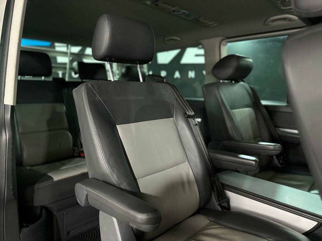 Volkswagen Caravelle 2.0 Bitdi Executive 4Motion Brown #26