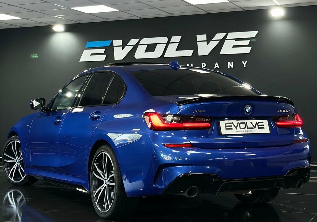 BMW 3 Series 3L M Sport YC20ONV Blue #2