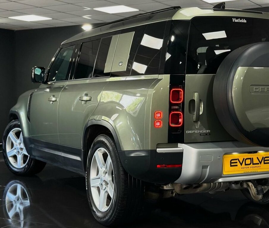 Land Rover Defender 2.0 First Edition 237 Bhp Green #8