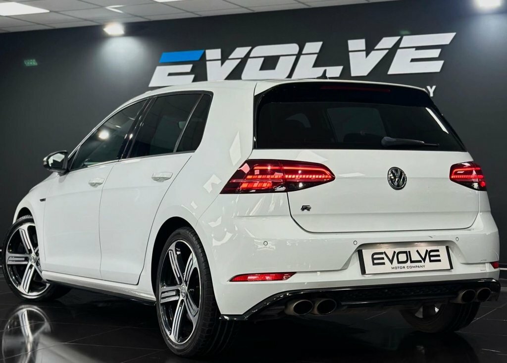 Volkswagen Golf 2L R WV18VZK White #2