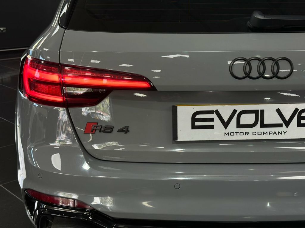 Audi RS4 Avant 2.9 Tfsi V6 Purple #7