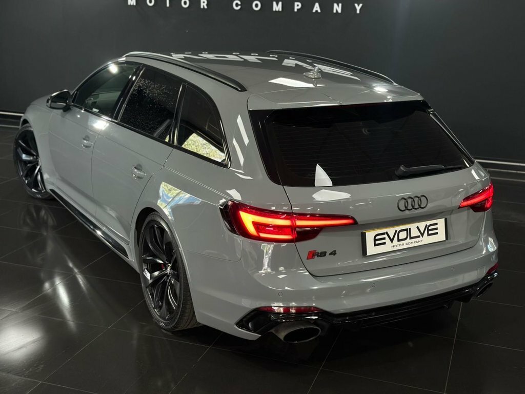 Audi RS4 Avant 2.9 Tfsi V6 Purple #11