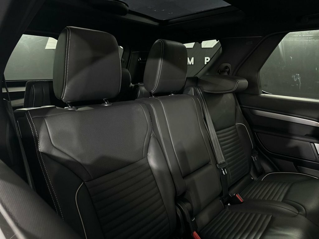 Land Rover Discovery R-dynamic Se Black #21