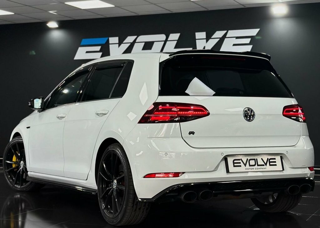 Volkswagen Golf 2L R White #2