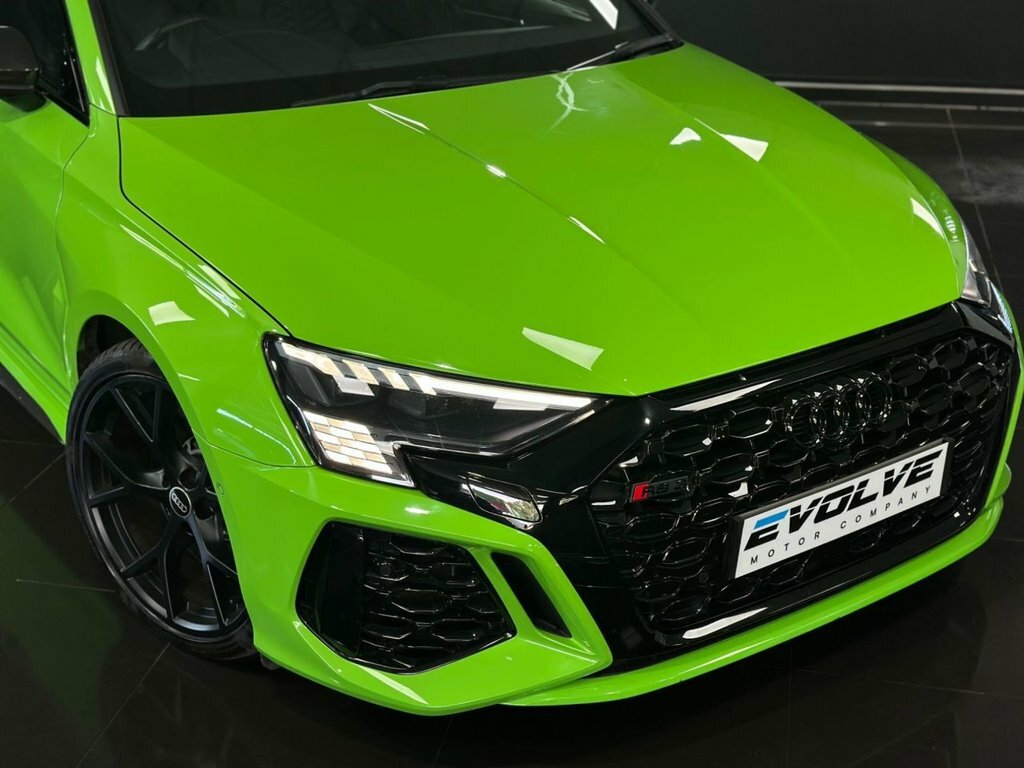 Audi RS3 Hatchback 2.5 Tfsi Vorsprung Sportback Red #12