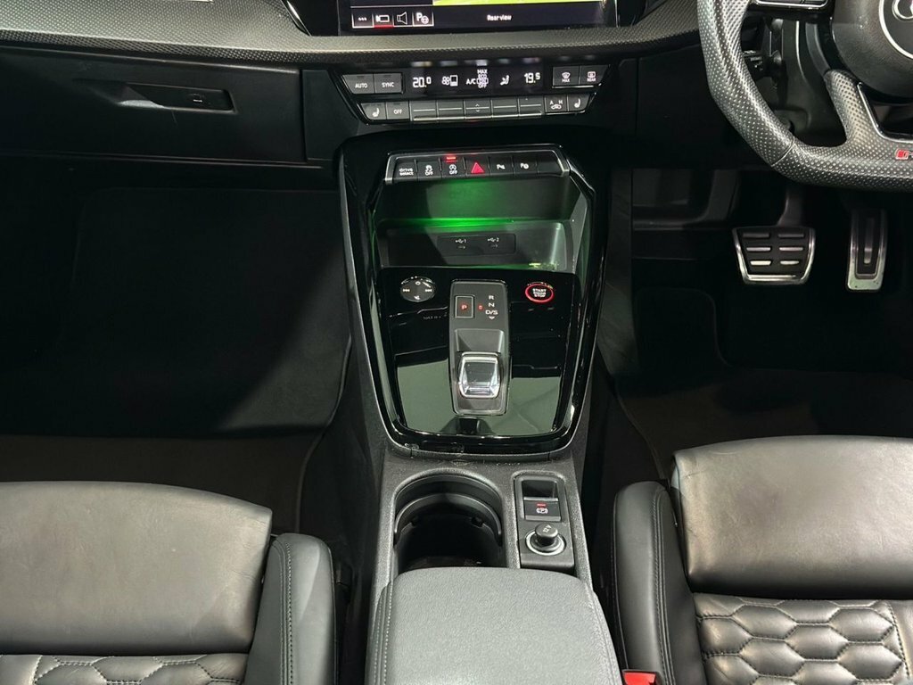 Audi RS3 Hatchback 2.5 Tfsi Vorsprung Sportback Red #27