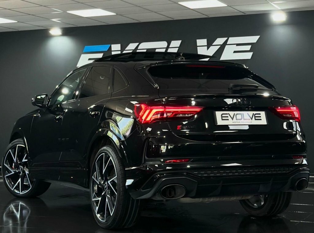Audi RS Q3 2.5L Vorsprung Black #2