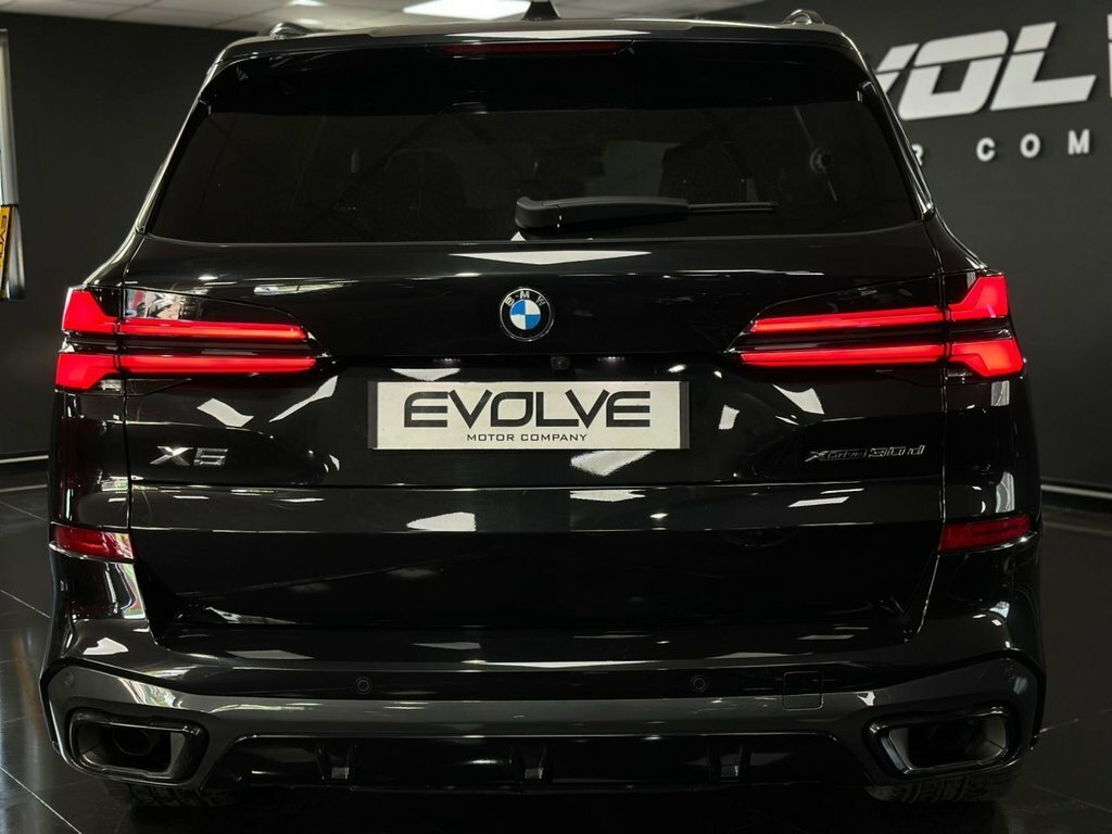 BMW X5 3L M Sport Black #5