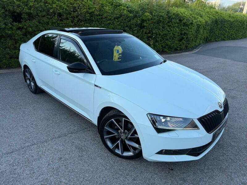 Skoda Superb 2.0 Tsi Sportline Dsg White #2