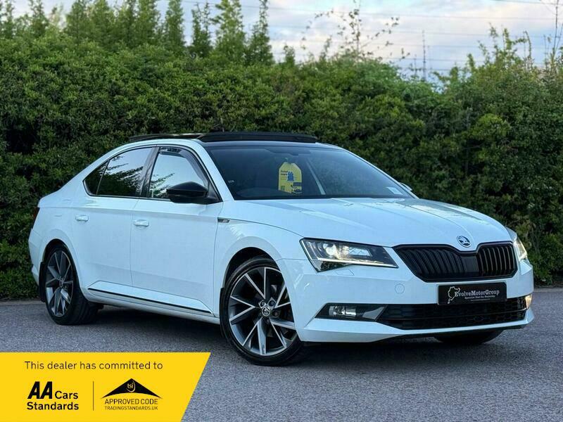 Skoda Superb 2.0 Tsi Sportline Dsg White