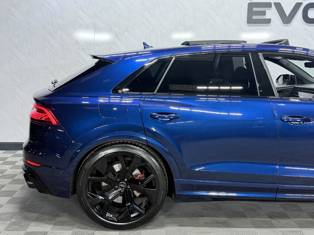 Audi RSQ8 Vorsprung Black #19