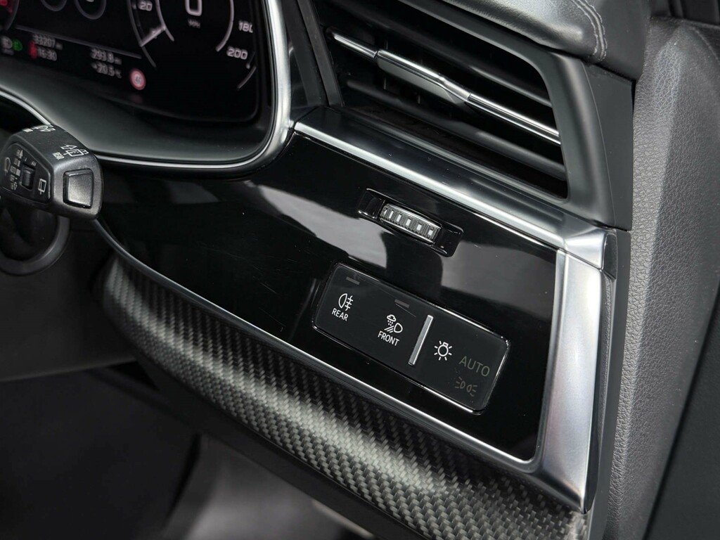 Audi RSQ8 Vorsprung Black #55