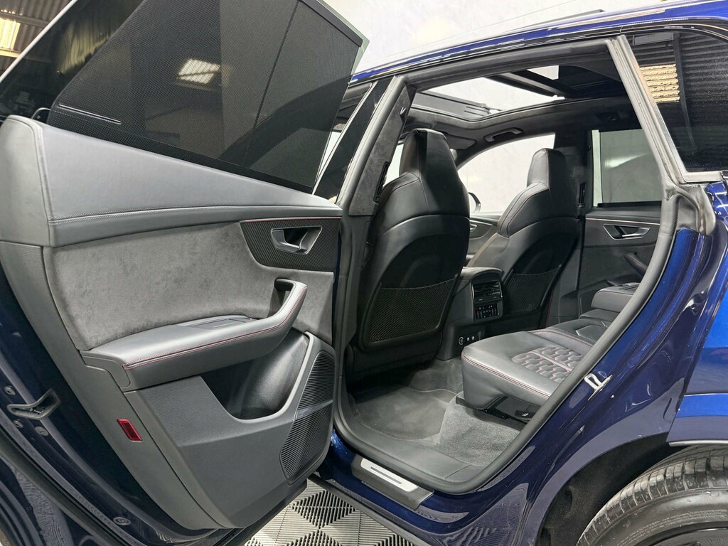Audi RSQ8 Vorsprung Black #75