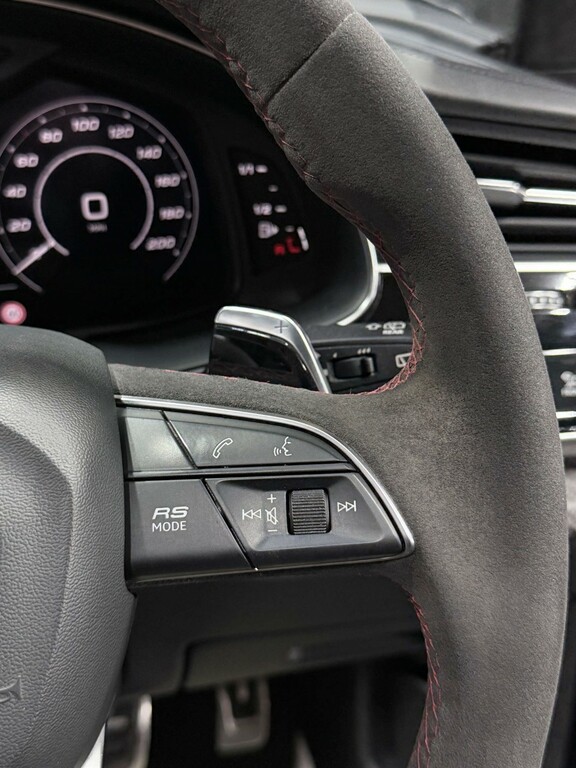 Audi RSQ8 Vorsprung Black #40