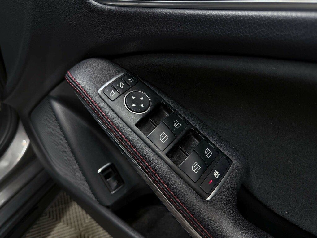 Mercedes-Benz GLA Class 2.1 Gla200d Amg Line Euro 6 Ss #32