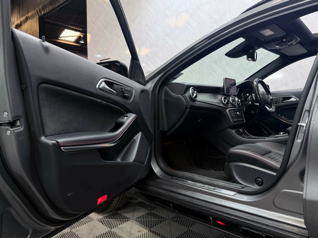 Mercedes-Benz GLA Class 2.1 Gla200d Amg Line Euro 6 Ss #56