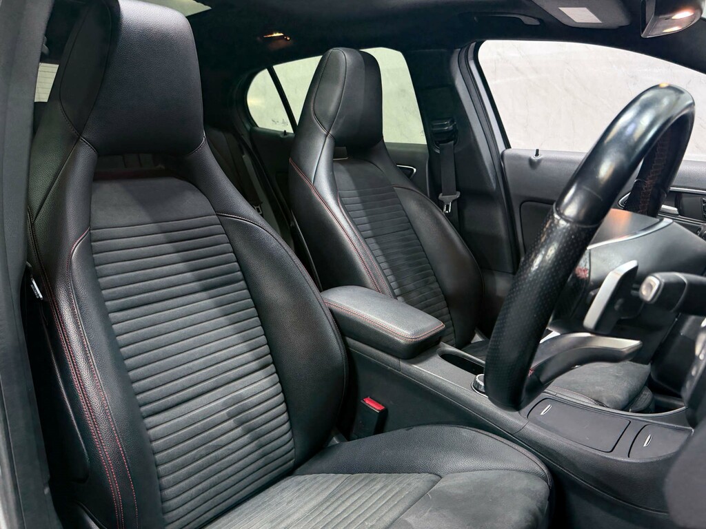 Mercedes-Benz GLA Class 2.1 Gla200d Amg Line Euro 6 Ss #34