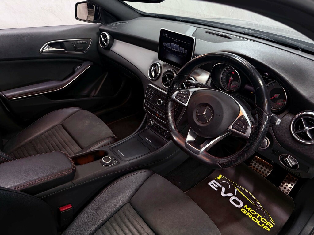 Mercedes-Benz GLA Class D 4Matic Amg Line Premium 4Wd Grey #3