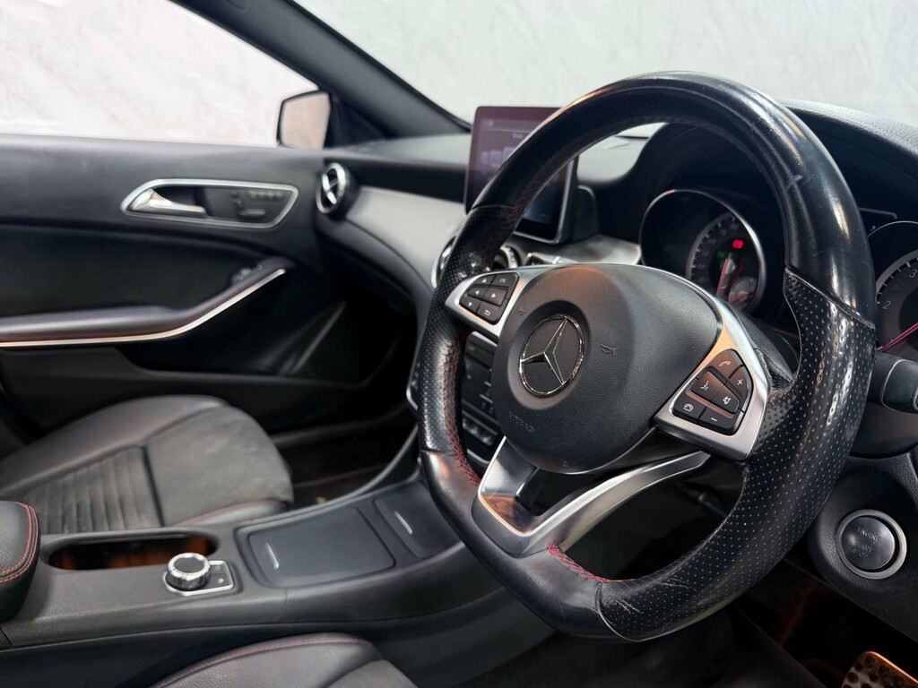 Mercedes-Benz GLA Class 2.1 Gla200d Amg Line Euro 6 Ss #37