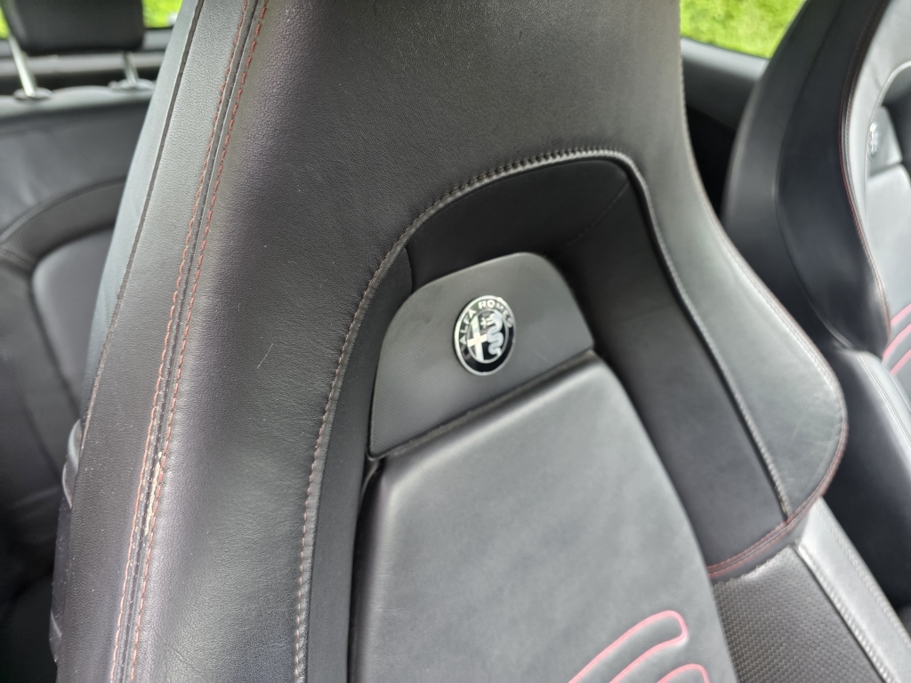 Alfa Romeo MiTo Hatchback 1.4 Black #24