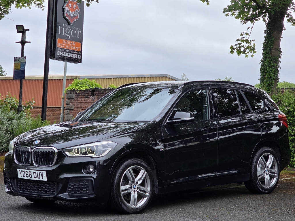 BMW X1 2.0 Xdrive20d M Black #2
