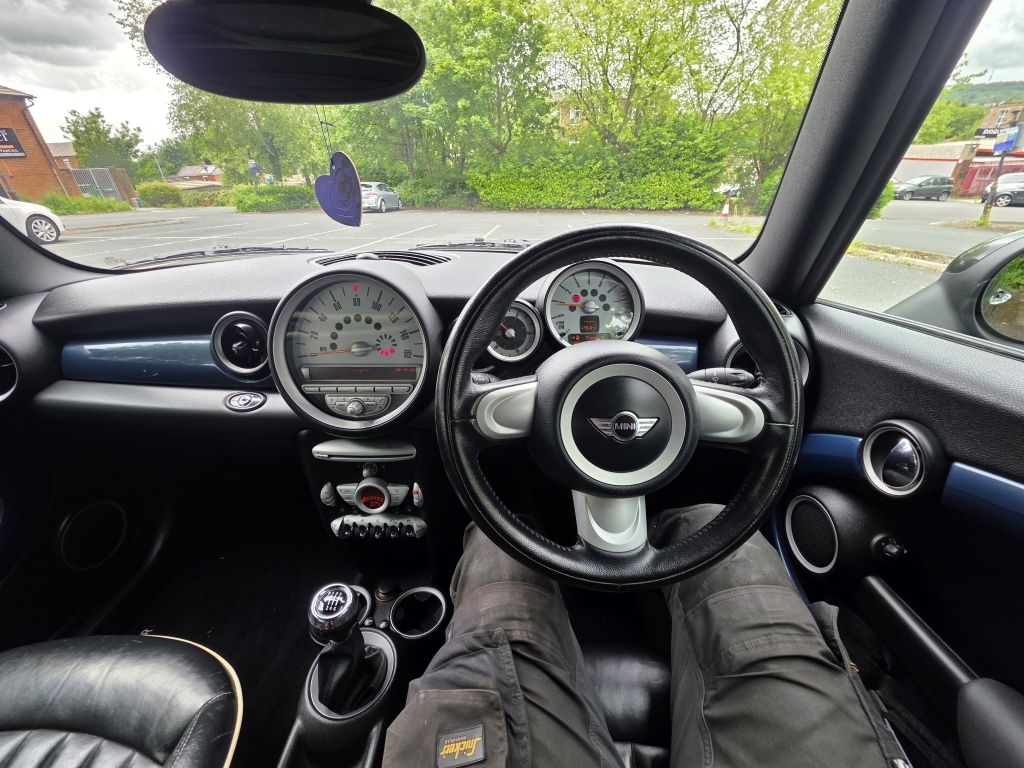 Mini Convertible Convertible 1.6 Cooper Euro 4 200909 Yellow #18