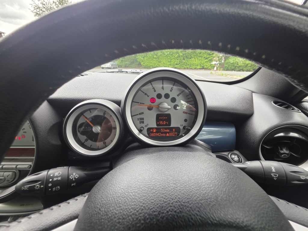 Mini Convertible Convertible 1.6 Cooper Euro 4 200909 Yellow #16