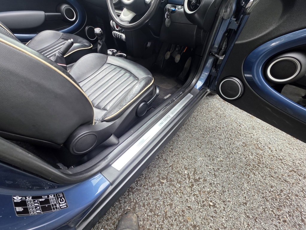 Mini Convertible Convertible 1.6 Cooper Euro 4 200909 Yellow #27