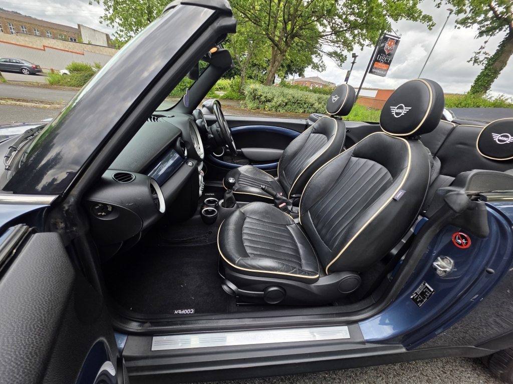 Mini Convertible Convertible 1.6 Cooper Euro 4 200909 Yellow #12