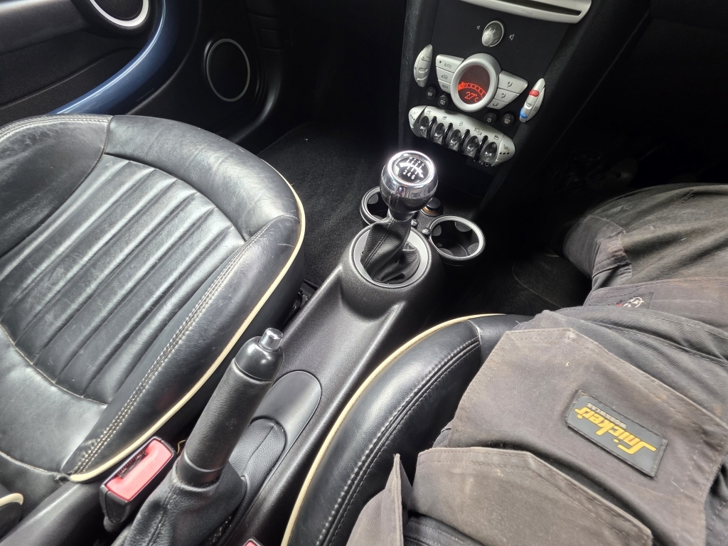 Mini Convertible Convertible 1.6 Cooper Euro 4 200909 Yellow #21