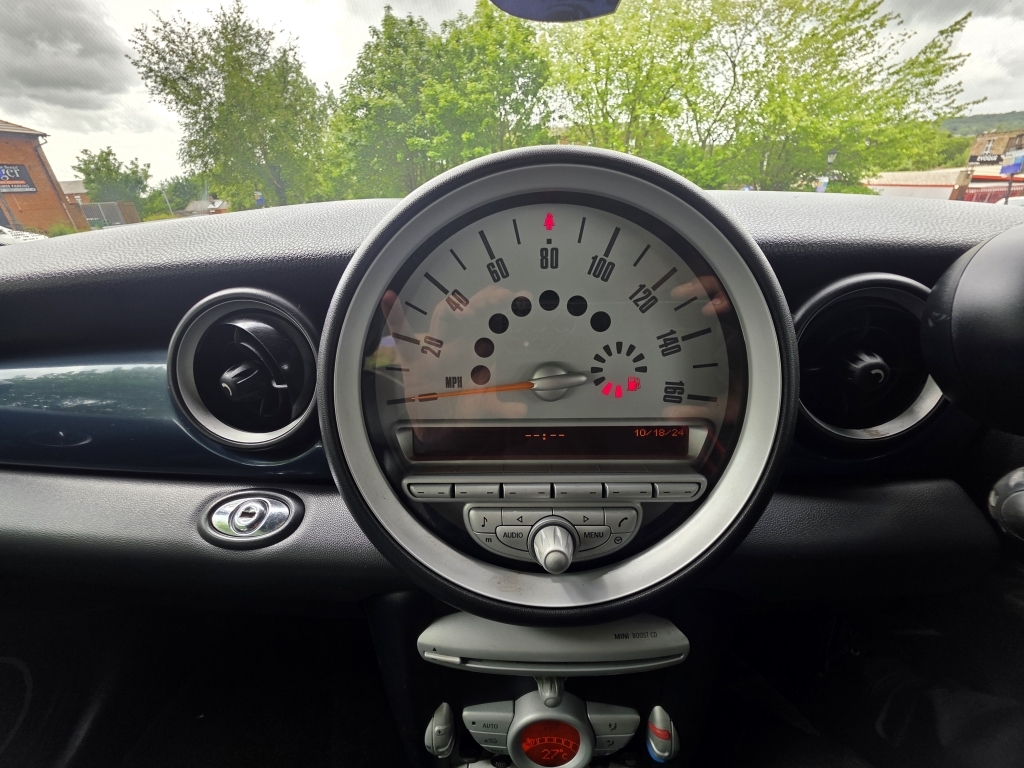 Mini Convertible Convertible 1.6 Cooper Euro 4 200909 Yellow #17