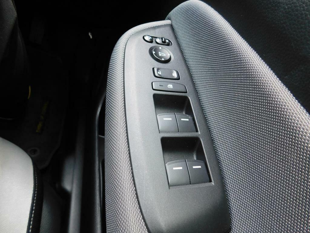 Honda Jazz 1.5 I-mmd Hybrid Crosstar Advance Ecvt Black #20