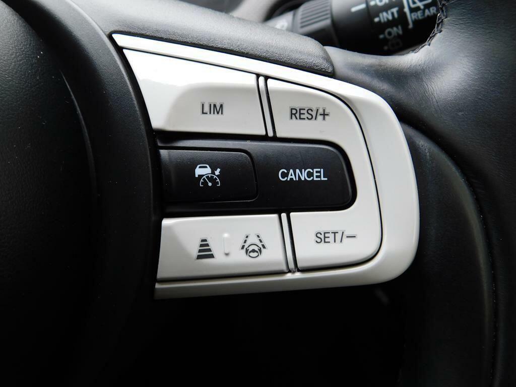 Honda Jazz 1.5 I-mmd Hybrid Crosstar Advance Ecvt Black #18