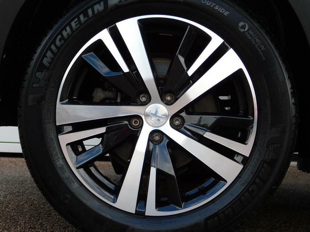 Peugeot 5008 1.5 Bluehdi Gt Eat Euro 6 Ss Black #6