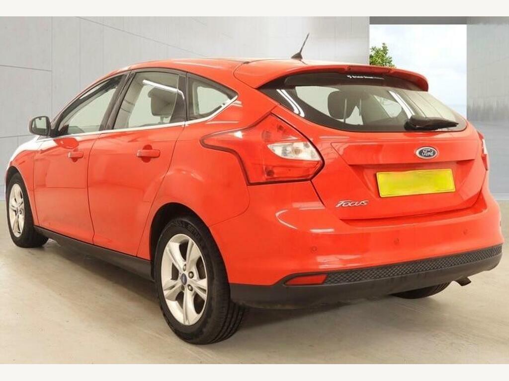 Ford Focus 1.6 Zetec Powershift Euro 5  Red #4