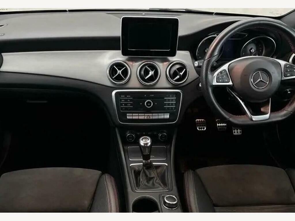 Mercedes-Benz CLA Class Cla 180 Amg Line White #10