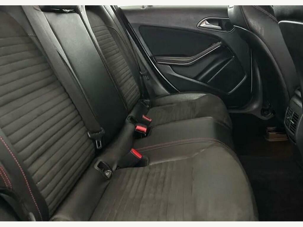 Mercedes-Benz CLA Class Cla 180 Amg Line White #14