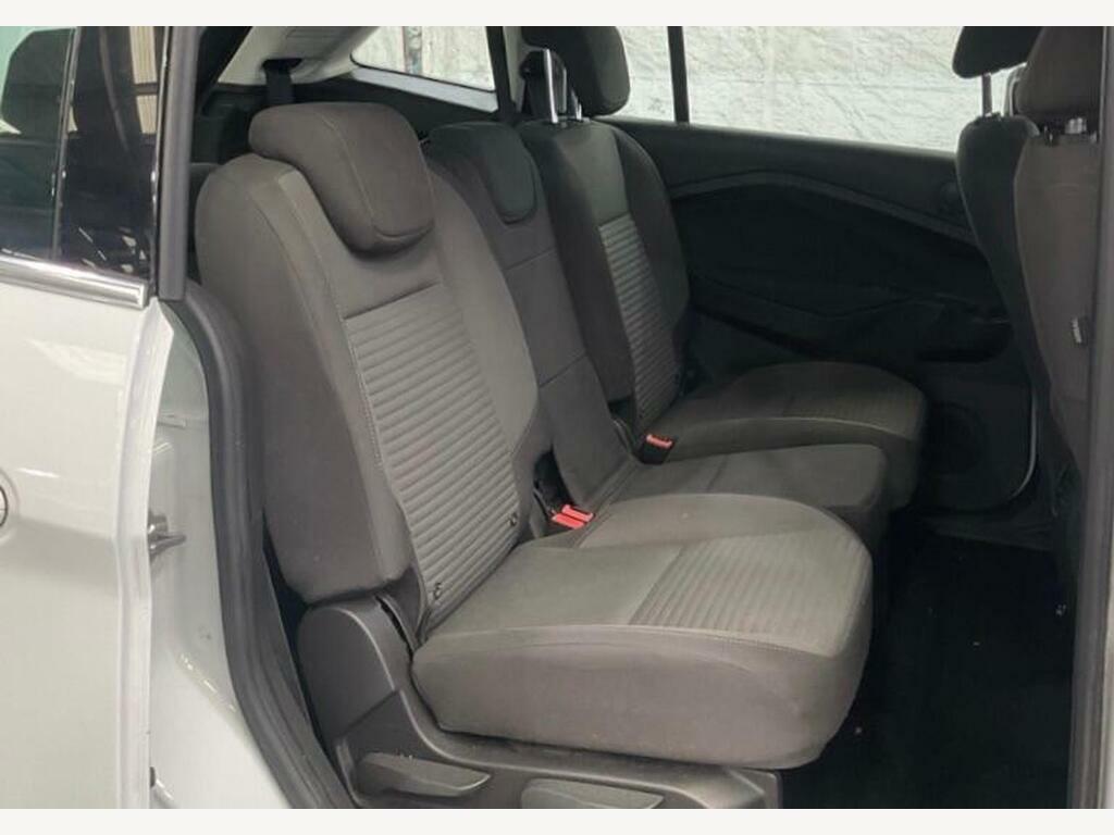 Ford Grand C-Max Titanium Red #15